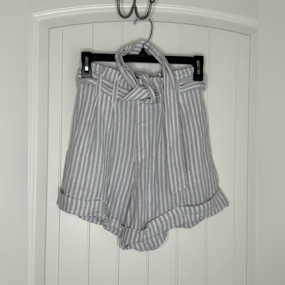Abercrombie & Fitch Shorts Abercrombie Fitch S White Blue Striped